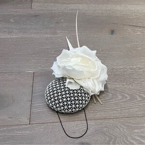 Piers Atkinson fascinator hat